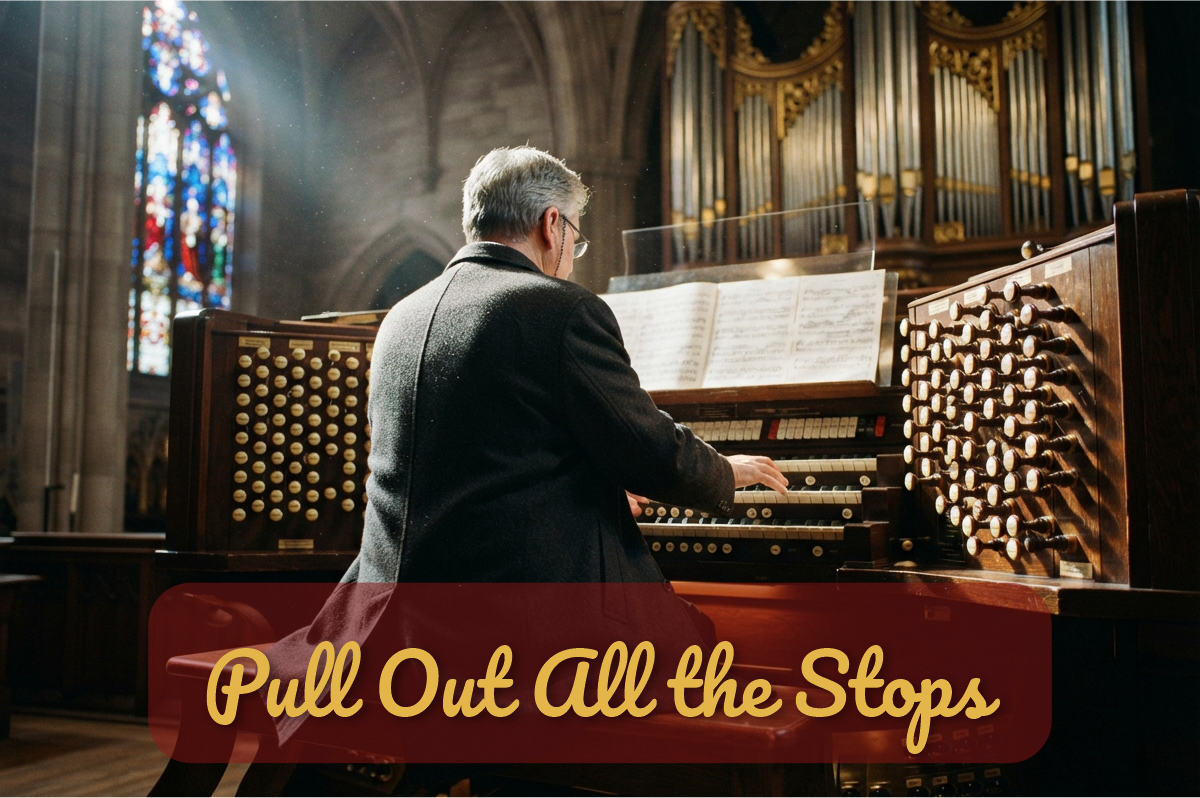 Organista ante una consola de organo de iglesia con todos los registros sacados